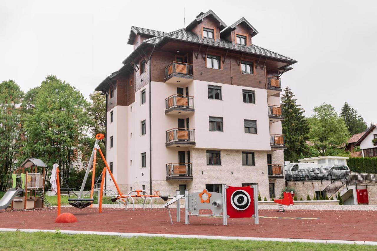 ホテル Zlatibor Highland エクステリア 写真